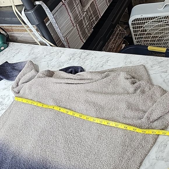 Barefoot Dreams Cozy Chic Lite Knit Women Sz S/M Ombre Asymmetrical Hem Cardigan - Picture 10 of 11